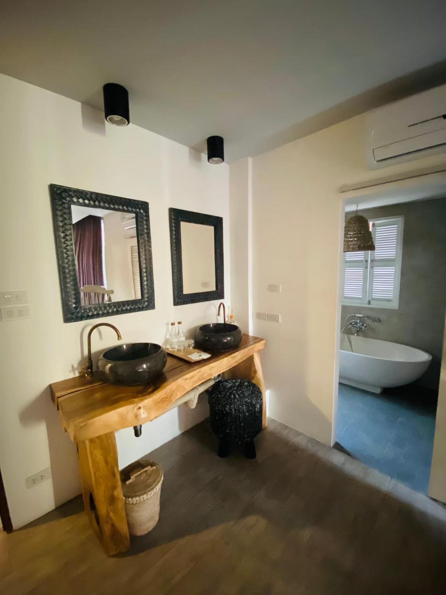Villa S Hua Hin Exterior photo